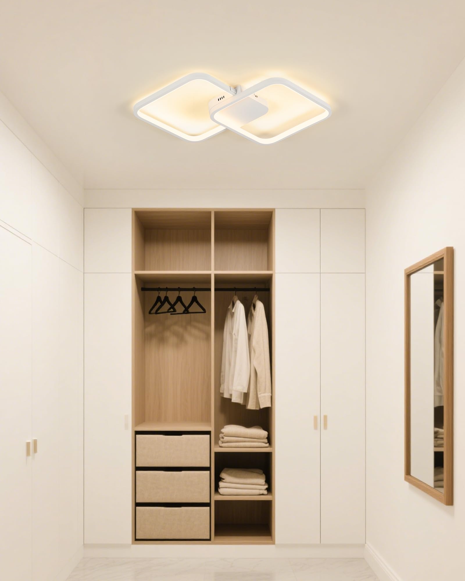 Source photograph for Pallet – Homeware – LED Ceiling Lights, Air Fryer Accessories, Bookends